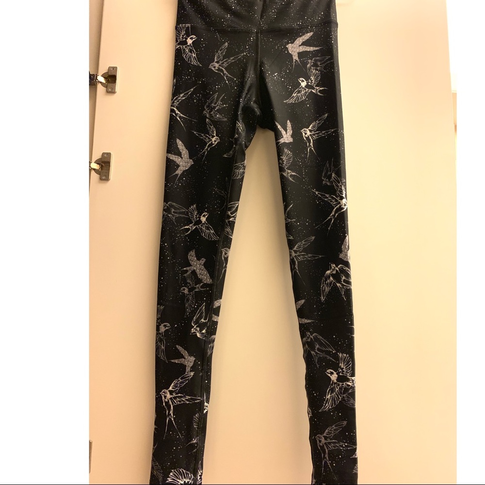 Swallows High Waist Printed Yoga Legging